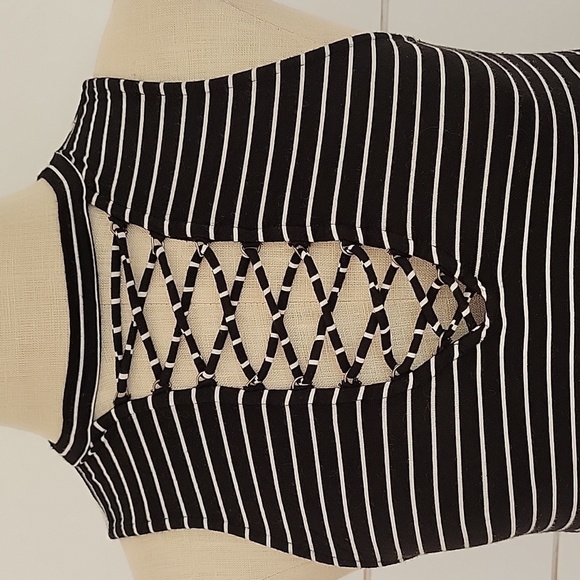 AMERICAN EAGLE OUTFITTERS xxs soft & sexy tank black and white striped lace up - Picture 2 of 6
